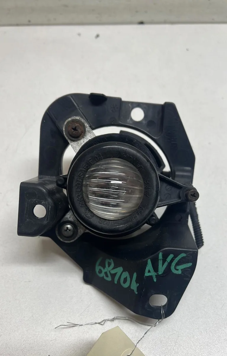 Phare antibrouillard avant gauche Lancia YPSILON (312_) 0.9 twinair (312.pxg11, 312.pxg1a, 312.yxg11, 312.yxg1a) (2011)