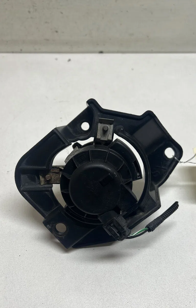 Phare antibrouillard avant gauche Lancia YPSILON (312_) 0.9 twinair (312.pxg11, 312.pxg1a, 312.yxg11, 312.yxg1a) (2011) 