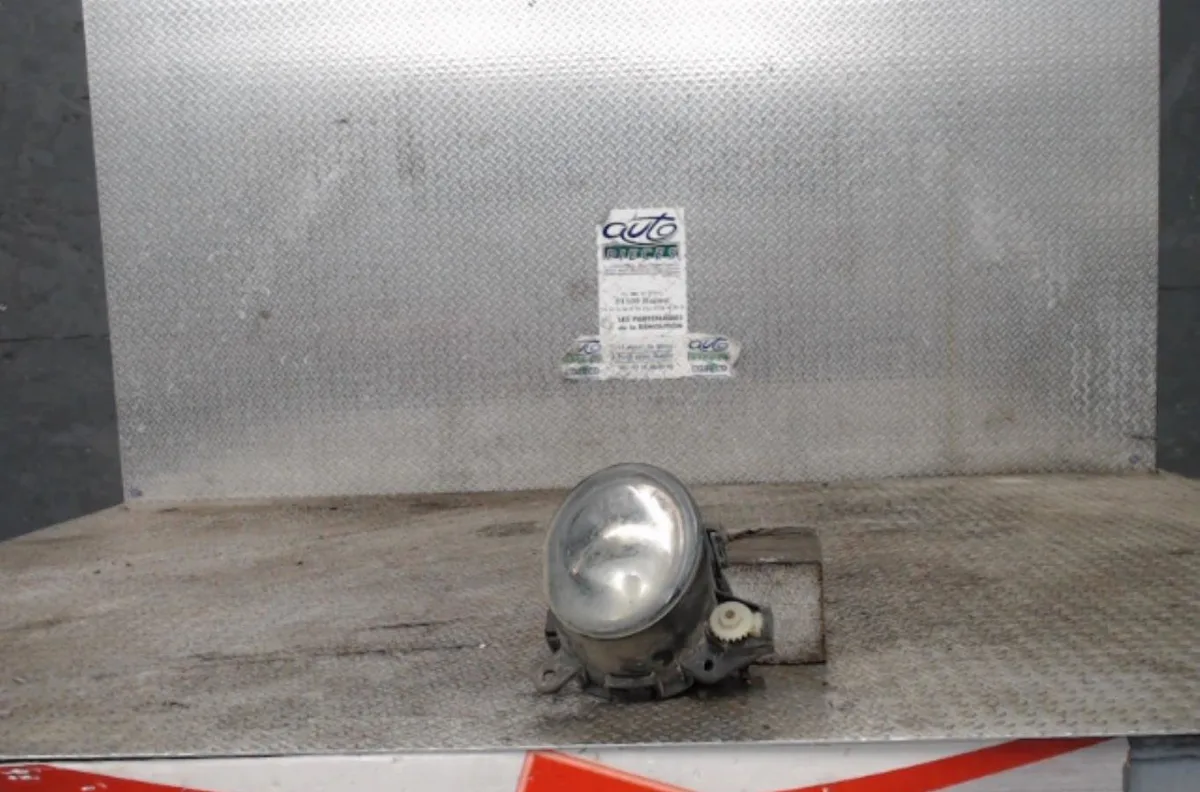 Phare antibrouillard avant gauche MINI MINI 1 R50-R53 MINI 1 R50-R53 PHASE 1 occasion