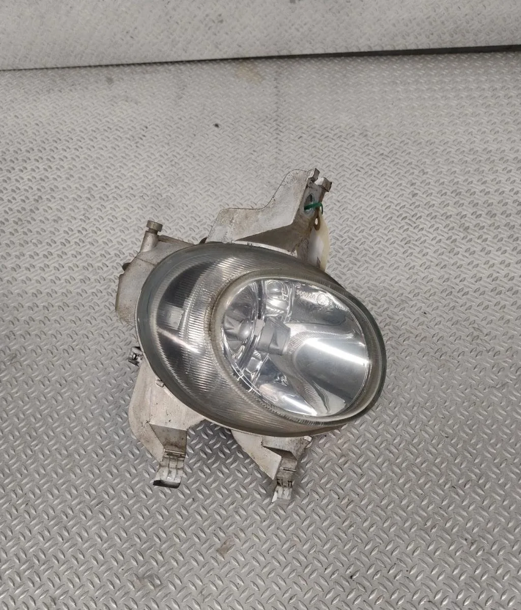 Phare antibrouillard avant gauche Peugeot 206 3-5 portes (2A-C) 1.4 i (1998-2012) 3 portes occasion