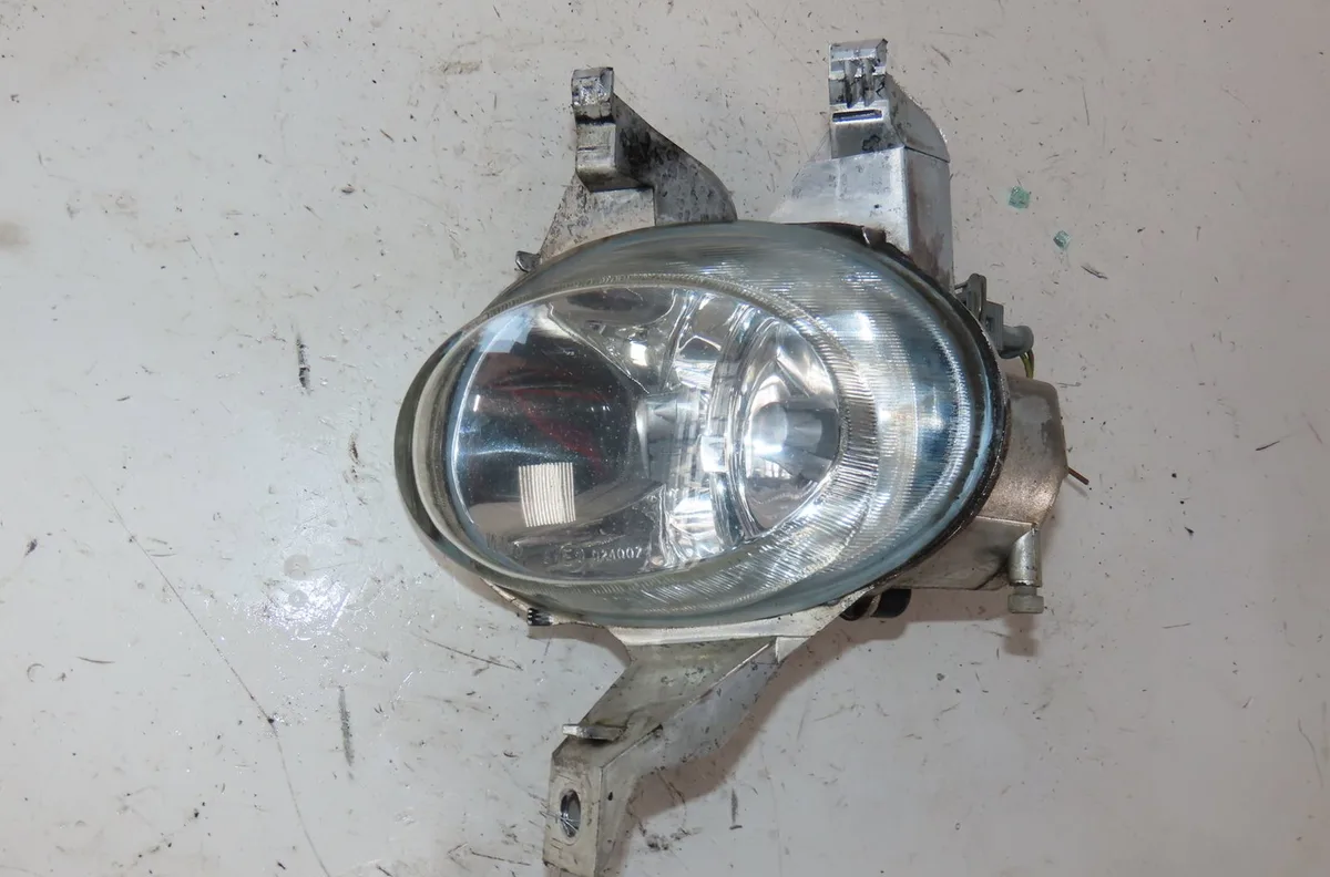Phare antibrouillard avant gauche Peugeot 206 CC (2D) 1.6 hdi 110 (2005-2007) occasion