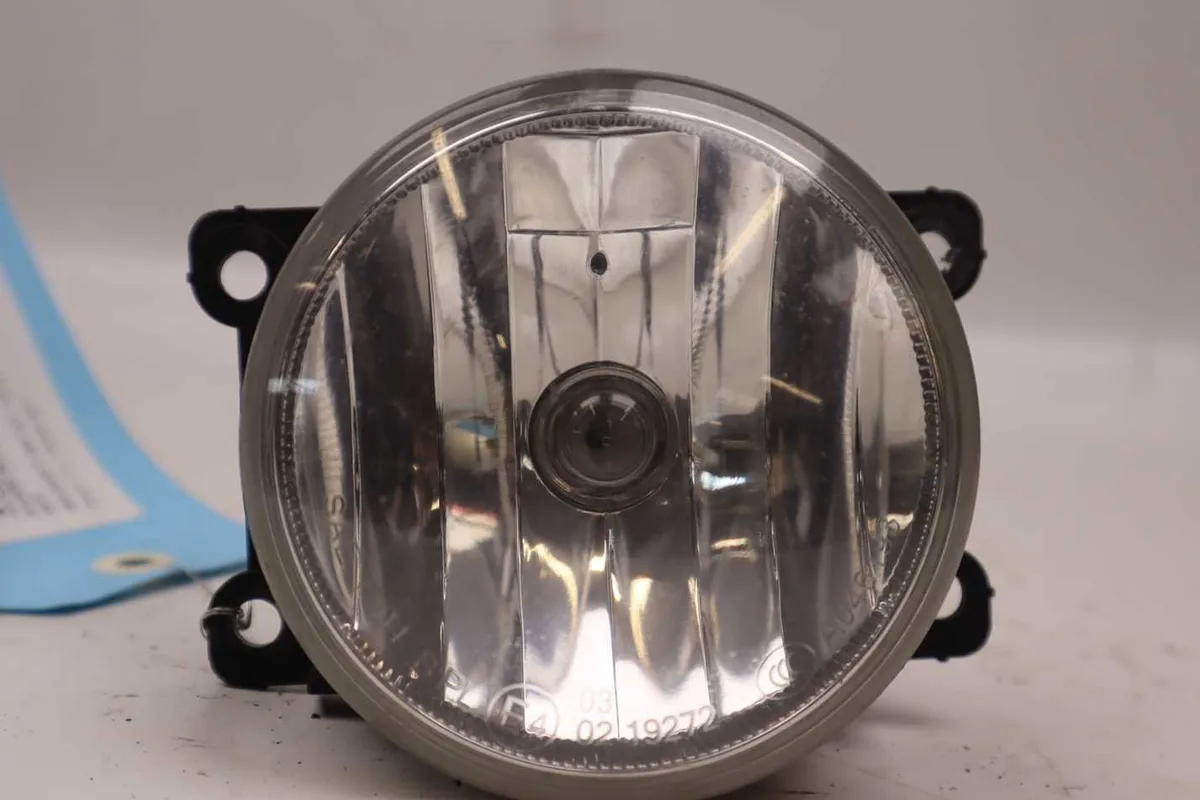 Phare antibrouillard avant gauche Peugeot 207 CC (WD_) 1.6 16v (2007-2013) occasion