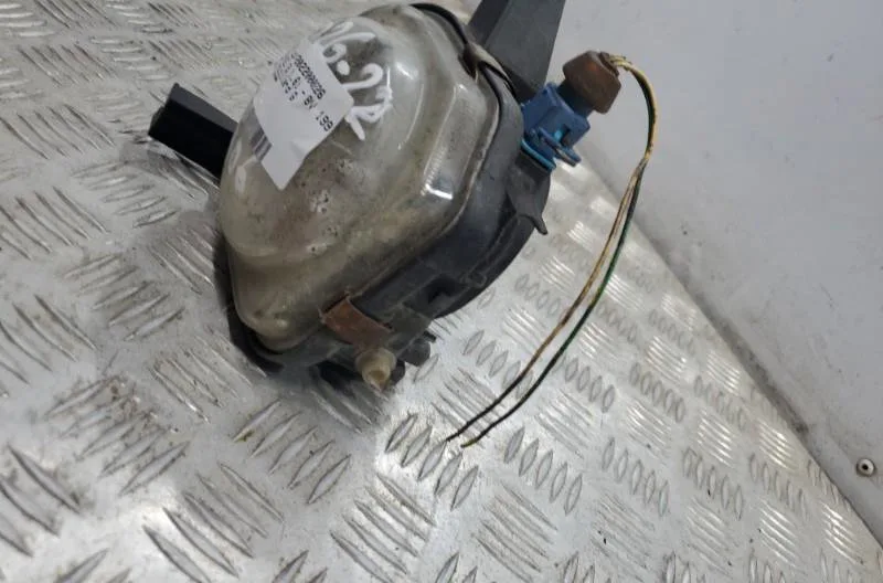Phare antibrouillard avant gauche PEUGEOT 306 PHASE 2 occasion