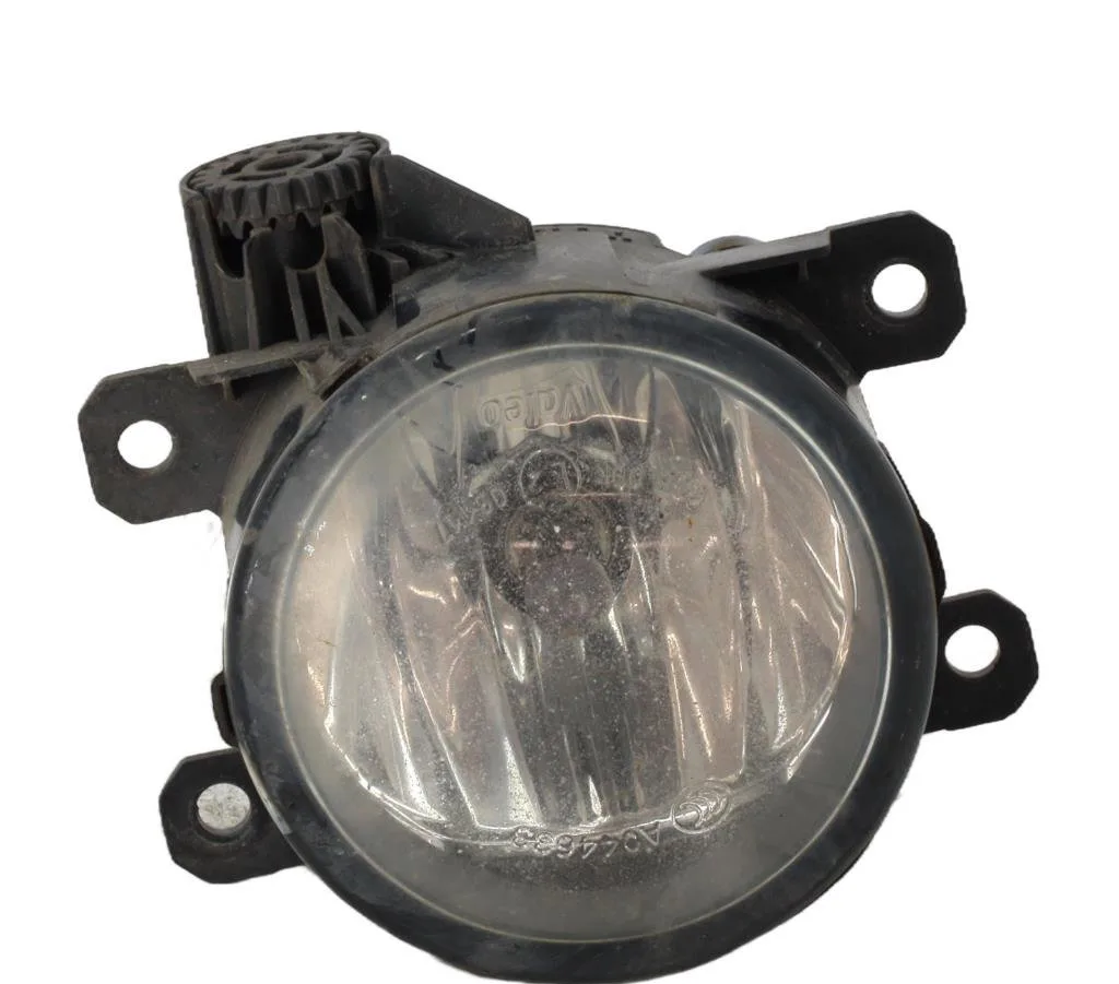 Phare antibrouillard avant gauche Peugeot 308 SW II (LC_, LJ_, LR_, LX_, L4_) 2.0 bluehdi 150 (2014-2021) occasion