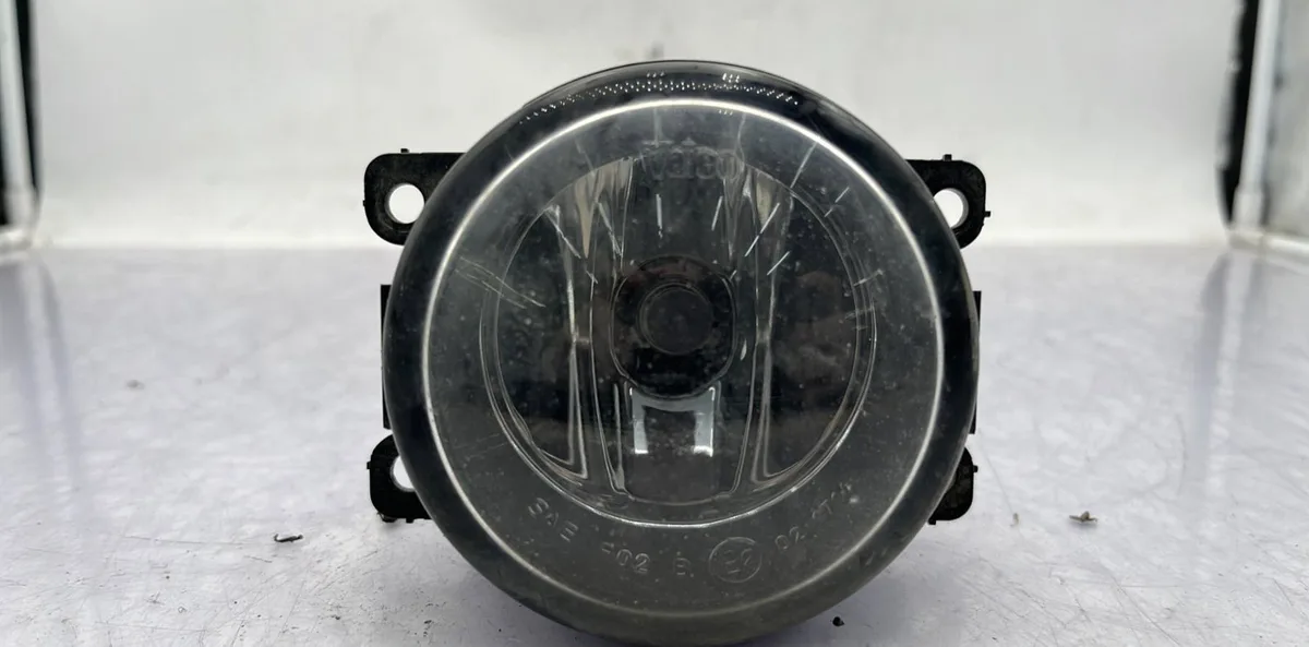Phare antibrouillard avant gauche RENAULT GRAND SCENIC 2 PHASE 1 occasion