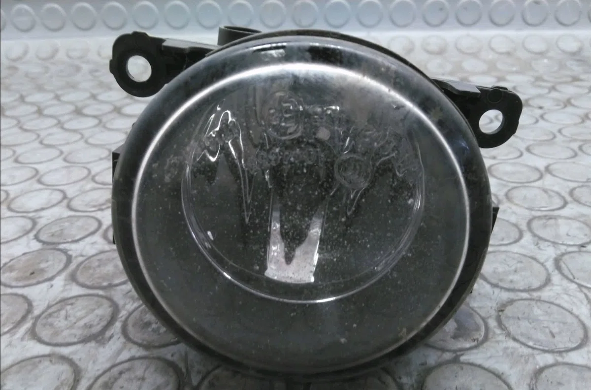 Phare antibrouillard avant gauche Renault MEGANE III 3-5 portes (BZ0-1_, B3_) 1.5 dci (2009) 5 portes occasion