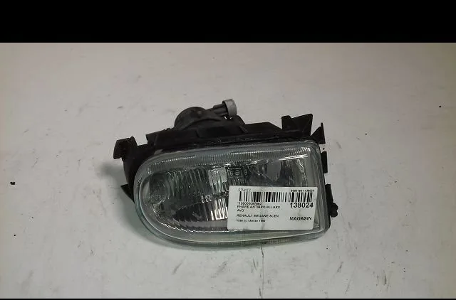 Phare antibrouillard avant gauche Renault MEGANE Scenic (JA0-1_) 1.6 16v (ja0b, ja04, ja11, ja00) (1998-1999) occasion