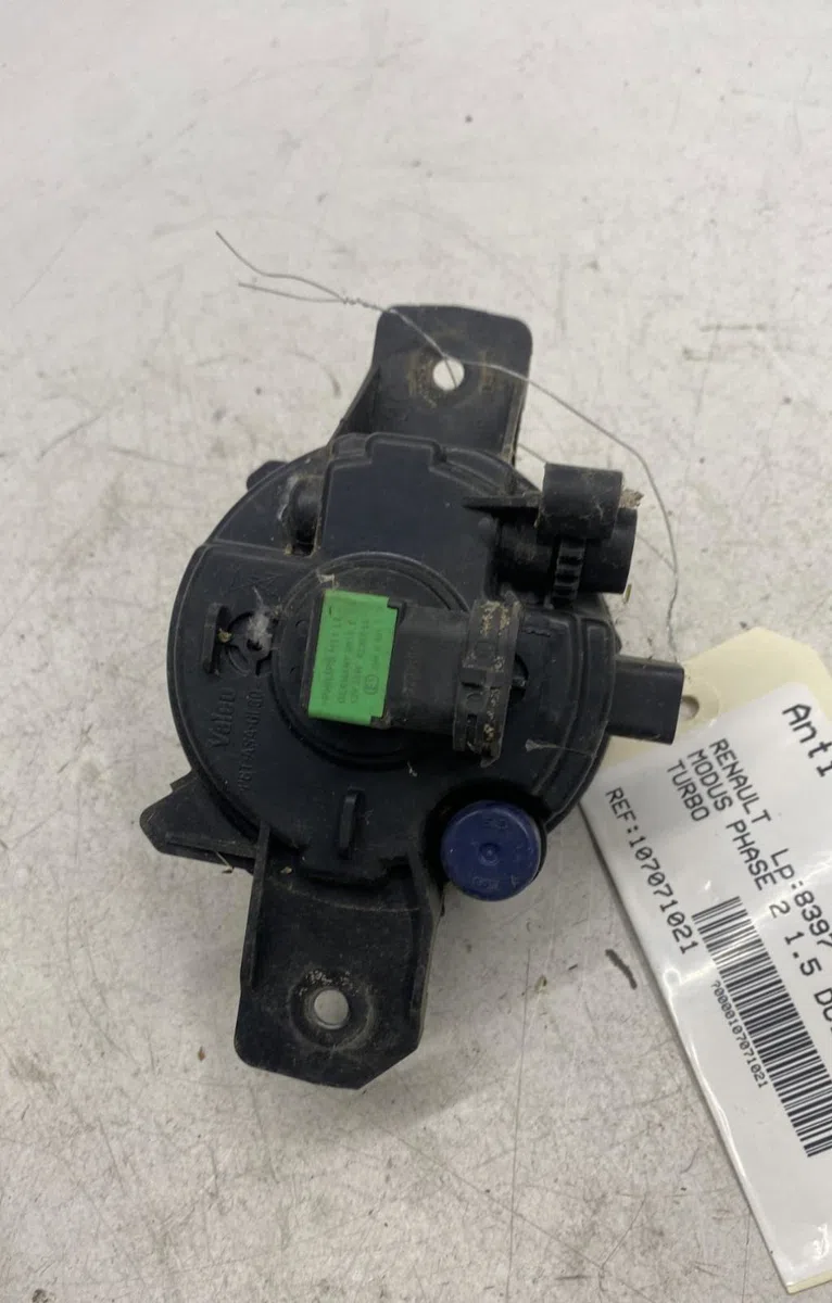Phare antibrouillard avant gauche Renault MODUS - GRAND MODUS (F-JP0_) 1.5 dci 75 (2010) 5 portes occasion