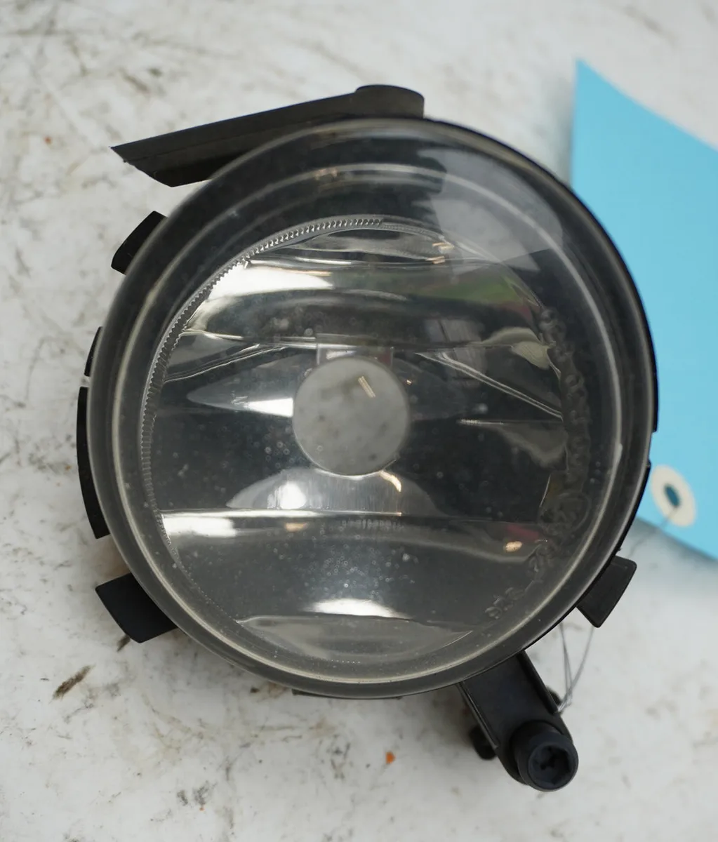 Phare antibrouillard avant gauche Seat IBIZA IV (6J5, 6P1) 1.9 tdi (2008-2010) occasion