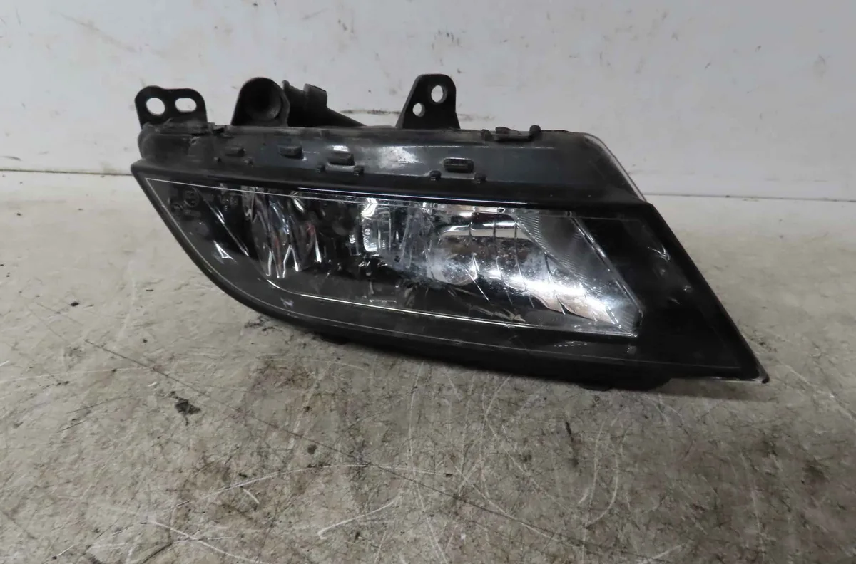Phare antibrouillard avant gauche SEAT IBIZA IV occasion