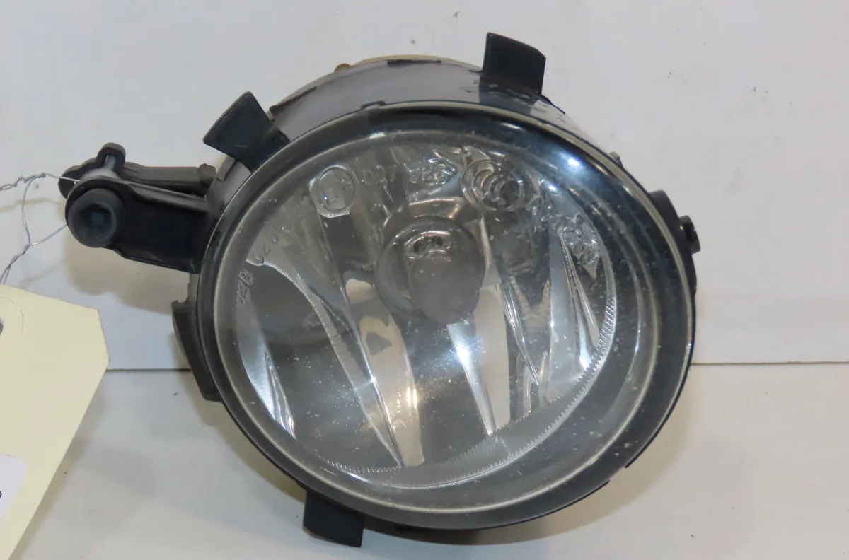 Phare antibrouillard avant gauche Seat LEON (1P1) 1.6 tdi (2010-2012) occasion