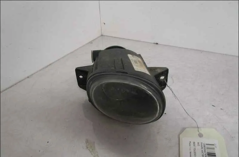 Phare antibrouillard avant gauche SEAT TOLEDO II occasion