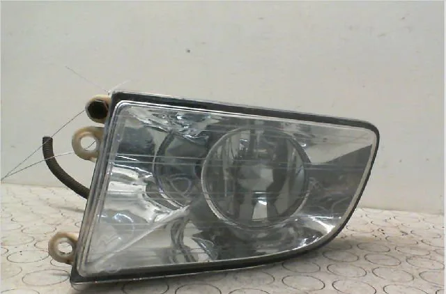 Phare antibrouillard avant gauche Skoda OCTAVIA II Combi (1Z5) 2.0 tdi 16v (2004-2013) occasion