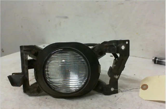 Phare antibrouillard avant gauche SUZUKI WAGON-R phase 1 04-2000--12-2007 1.3 GLX 80ch occasion