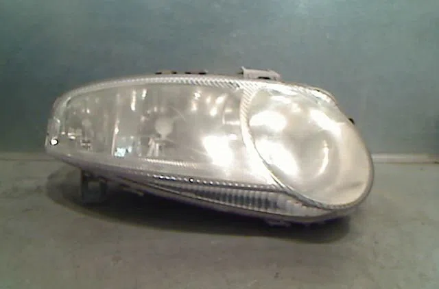 Phare droit Alfa romeo 147 (937_) 1.9 jtd (937.axd1a, 937.bxd1a) (2001-2010) occasion
