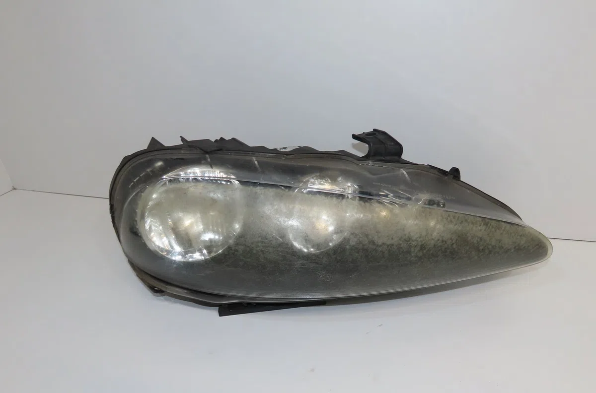 Phare droit Alfa romeo 147 (937_) 1.9 jtdm 8v (937.axd1a, 937.axu1a, 937.bxu1a) (2005-2010) occasion