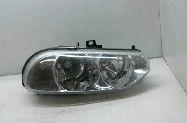 Phare droit Alfa romeo 156 (932_) 2.4 jtd (932b1) (1997-2003) occasion
