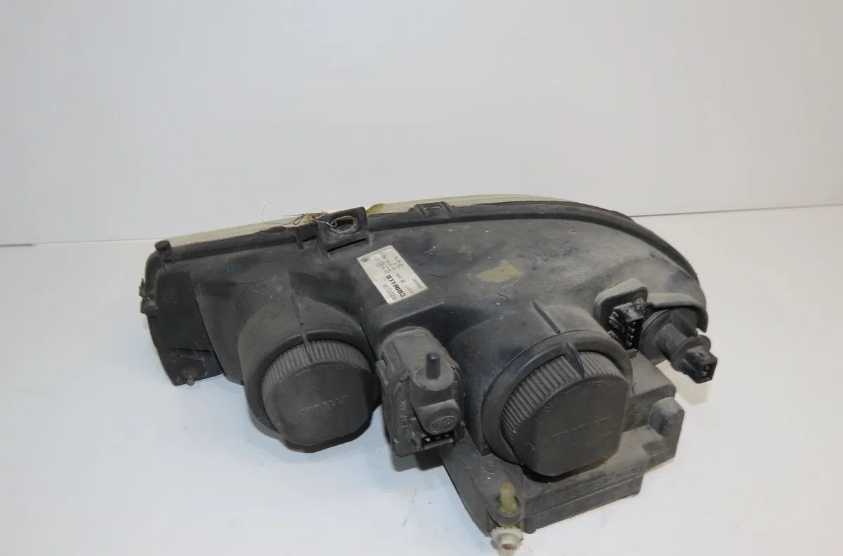 Phare droit Alfa romeo 156 Sportwagon (932_) 1.9 jtd (932b2b, 932b2c) (2001-2006) occasion