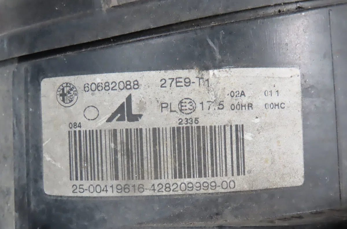 Phare droit Alfa romeo 159 (939_) 1.9 jtdm 16v (939axc1b, 939axc12) (2005-2011) occasion