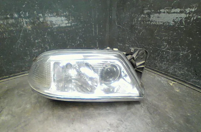 Phare droit Alfa romeo 166 (936_) 2.4 jtd (936a2a__) (1998-2000) occasion
