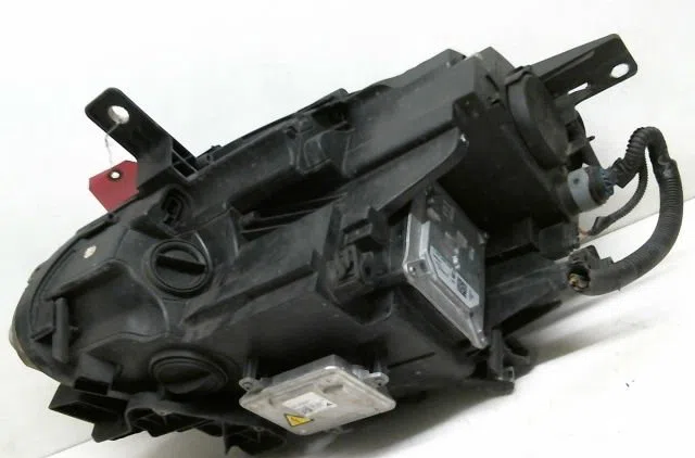 Phare droit Alfa romeo GIULIETTA (940_) 1.4 tb (940fxa1a, 940fxt1a) (2010-2020) occasion