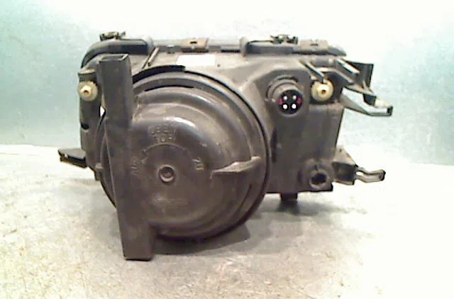 Phare droit AUDI 80 1992 occasion