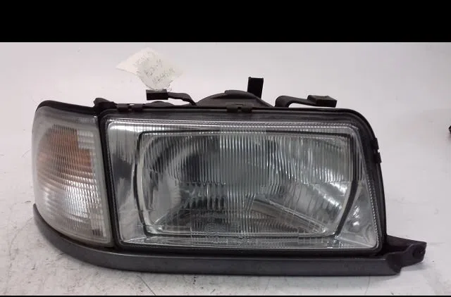 Phare droit Audi 80 B4 A trois volumes (8C2) 1.6 e (1993-1994) occasion