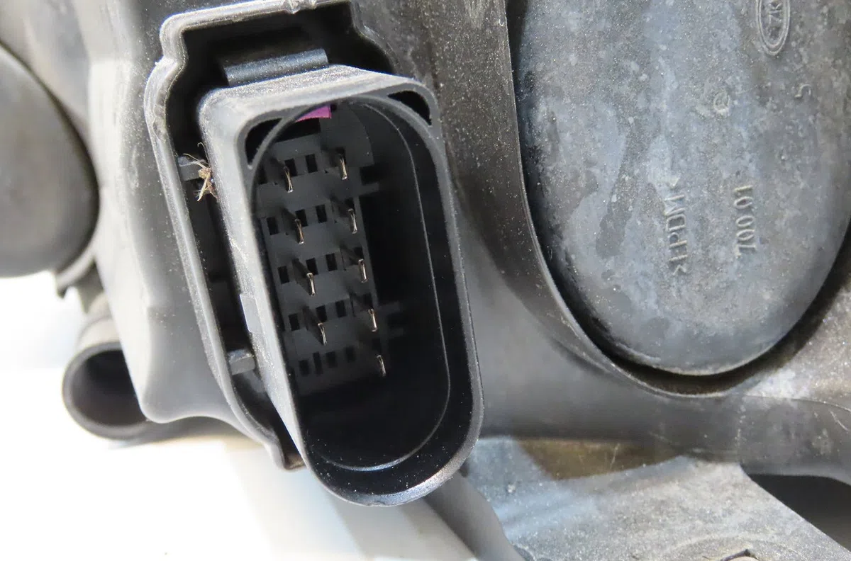 Phare droit Audi A1 (8X1, 8XK) 1.6 tdi (2011-2015) occasion
