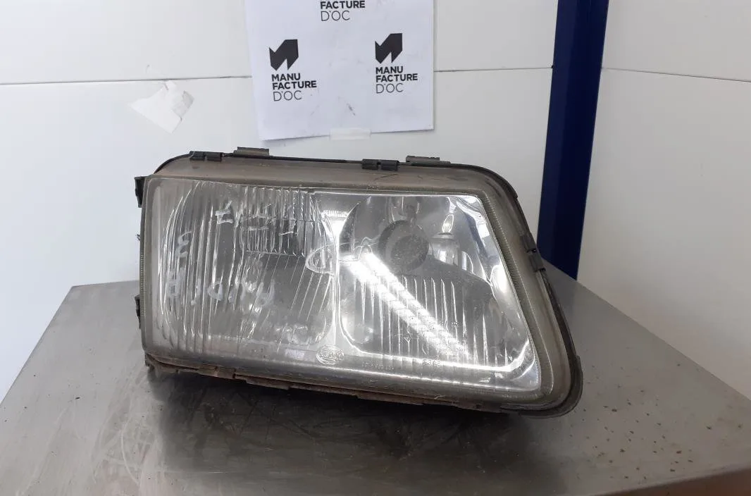 Phare droit AUDI A3 1 PHASE 1 occasion