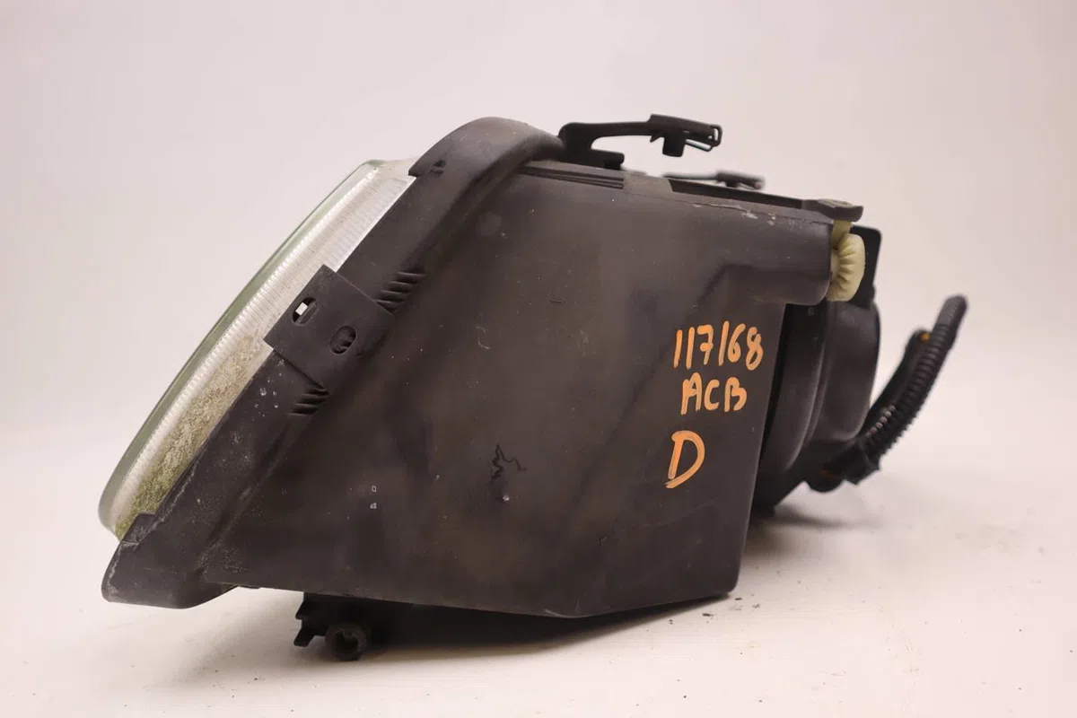 Phare droit Audi A3 (8L1) 1.9 tdi (1996-2001) occasion