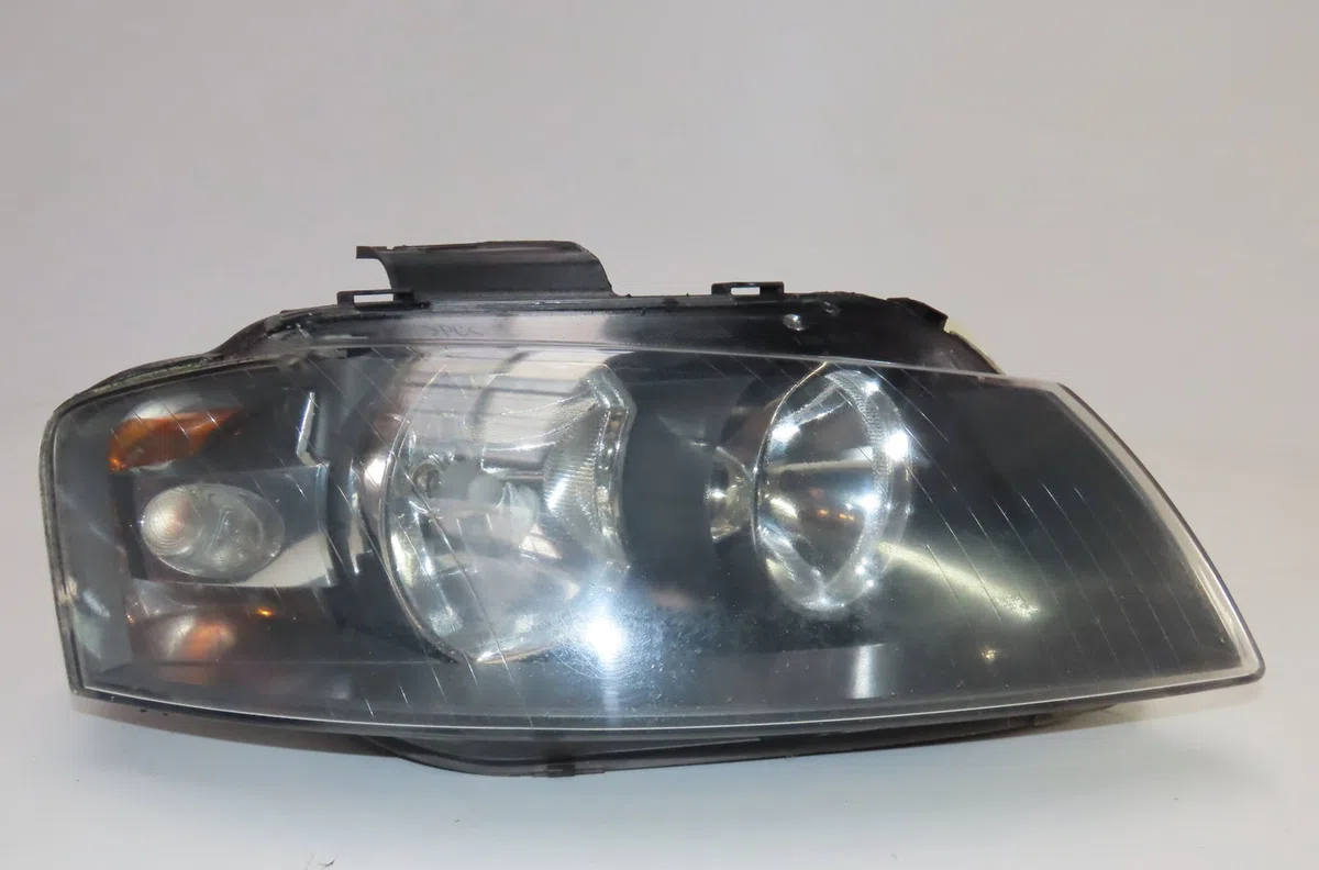 Phare droit Audi A3 (8P1) 2.0 tdi (2003-2012) occasion