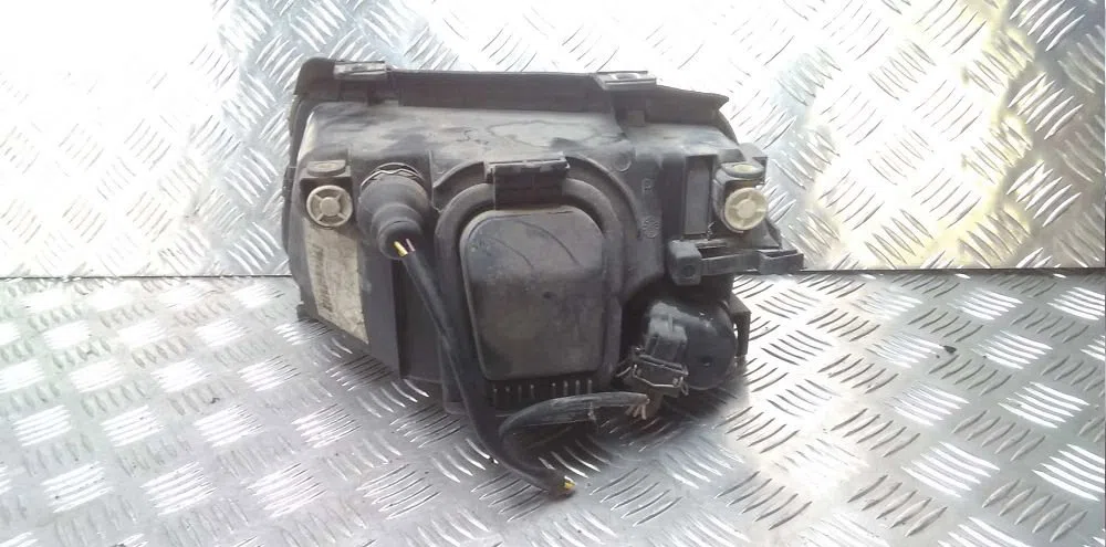Phare droit Audi A4 B5 (8D2) 1.6 (1994-2000) occasion
