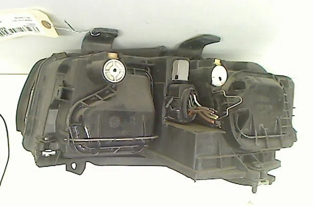 Phare droit Audi A4 B6 (8E2) 1.9 tdi (2000-2004) 4 portes occasion