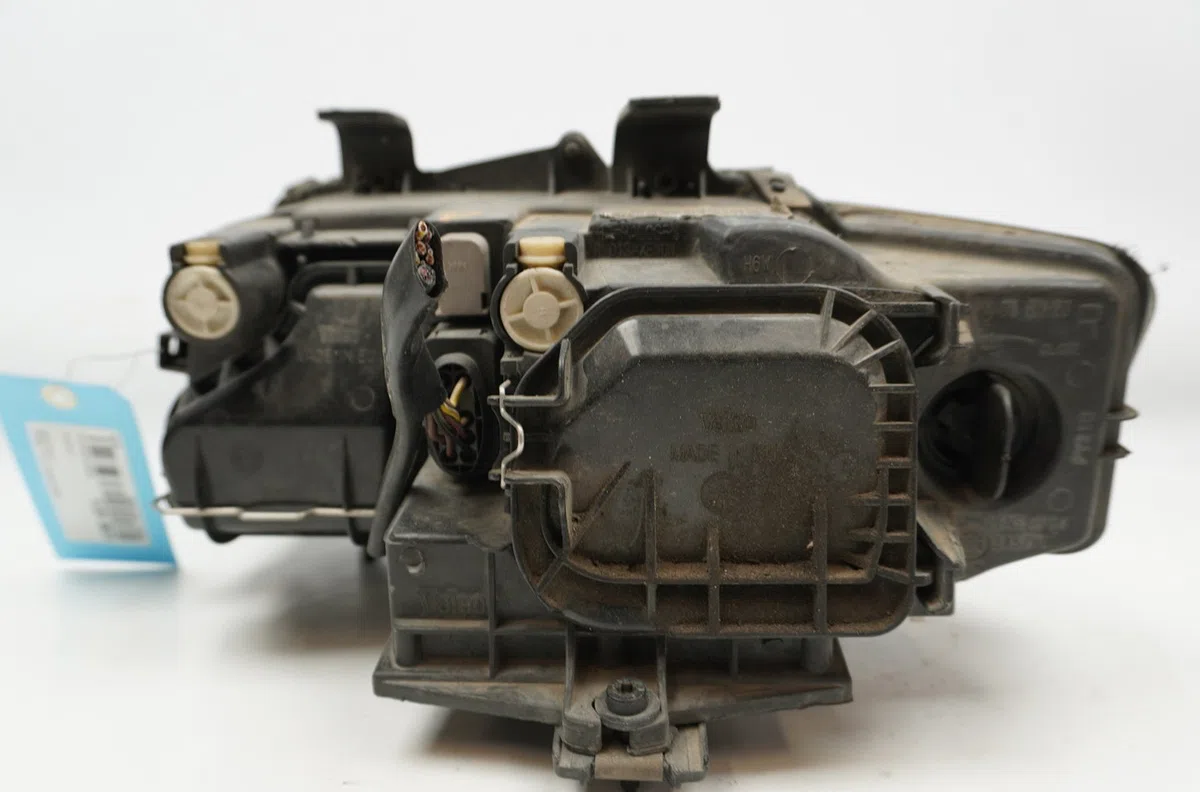 Phare droit Audi A4 B6 (8E2) 2.5 tdi quattro (2000-2004) occasion