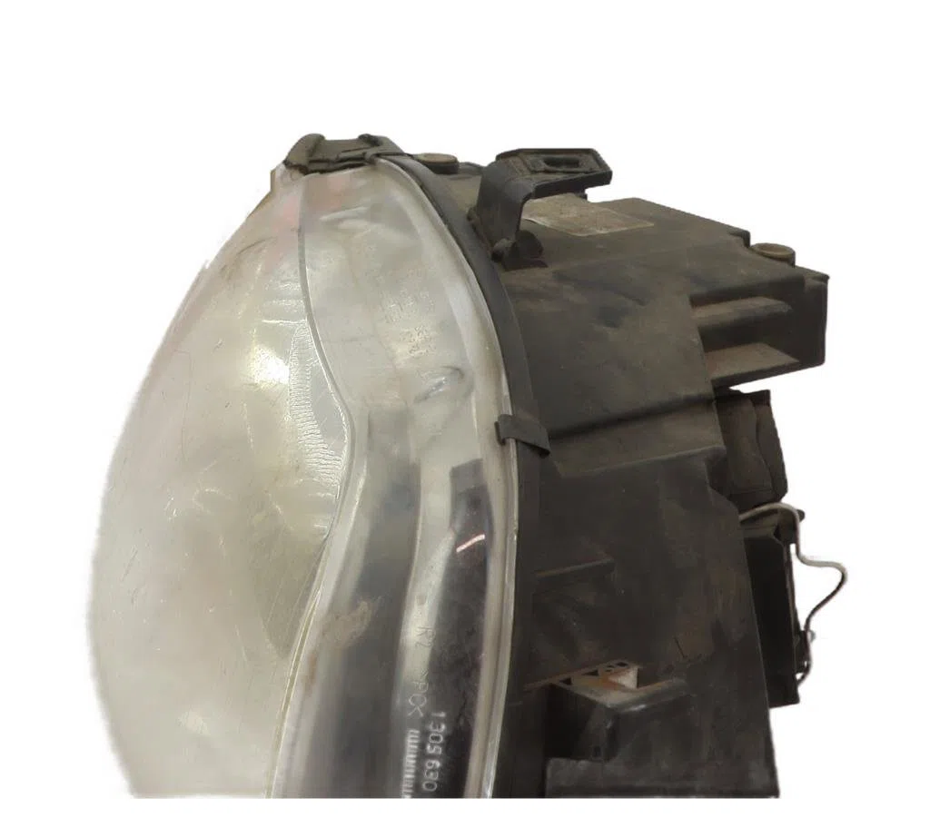 Phare droit Audi A4 B7 (8EC) 2.5 tdi (2004-2006) occasion