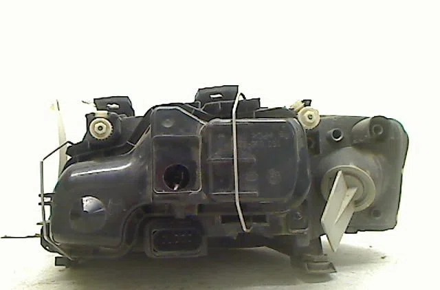 Phare droit Audi A6 C5 Avant (4B5) 1.9 tdi (1998-2001) occasion