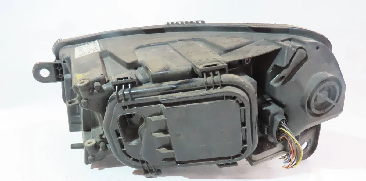 Phare droit Audi A6 C6 Avant (4F5) 2.0 tdi (2005-2008) occasion