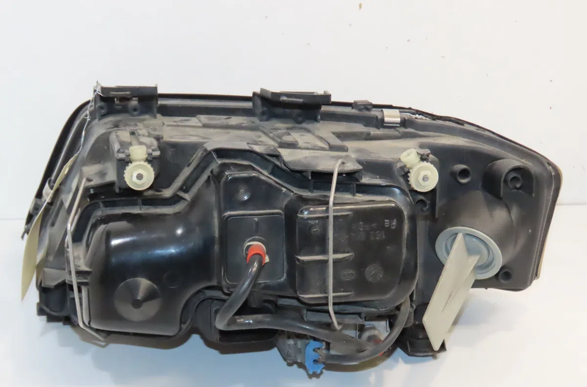 Phare droit Audi ALLROAD C5 (4BH) 2.5 tdi quattro (2000-2005) occasion