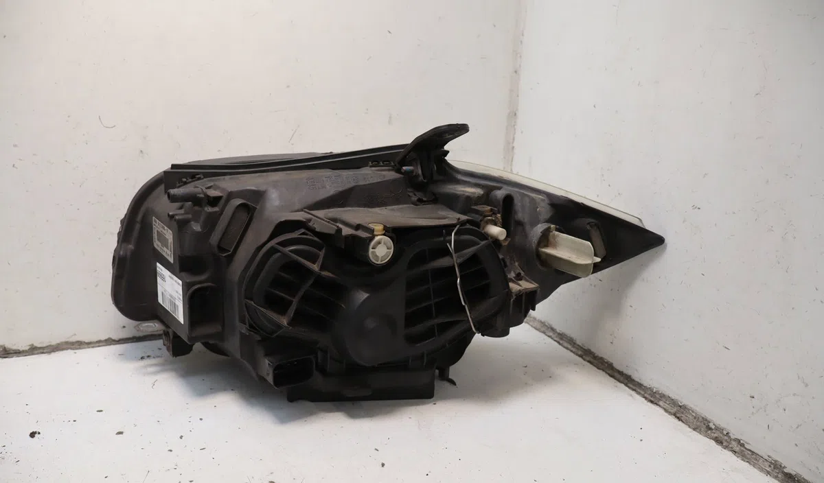 Phare droit Bmw 1 (E87) 120 d (2004-2011) occasion