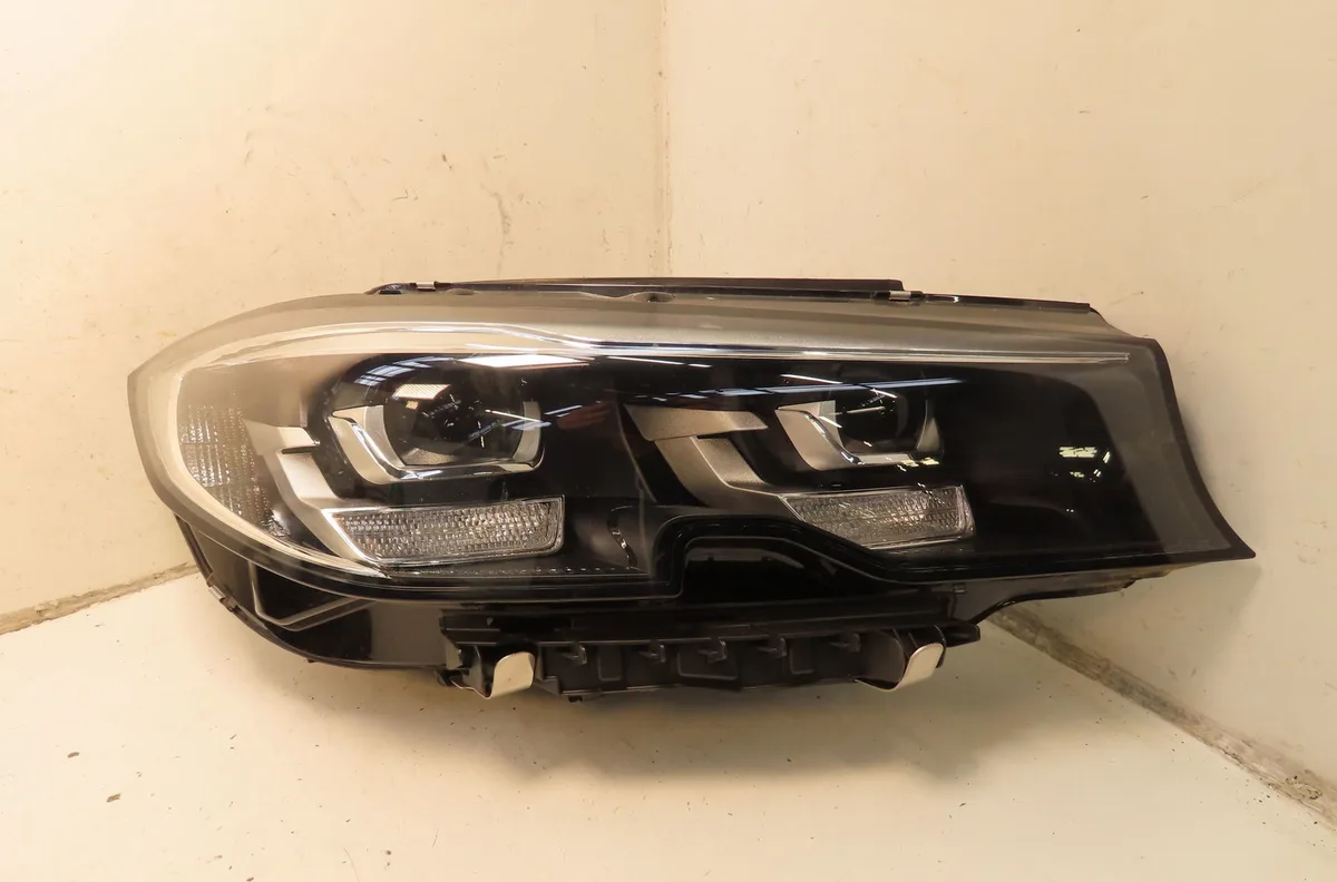 Phare droit Bmw 3 (G20, G80, G28) 316 d mild-hybrid (2020) occasion