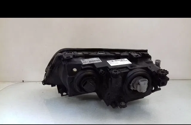 Phare droit Bmw 3 Touring (E46) 320 d (2000-2001) occasion