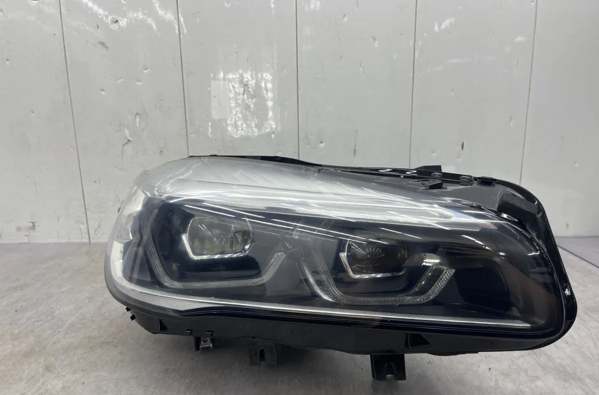 Phare droit BMW SERIE 2 F46 GRAN TOURER PHASE 2 occasion