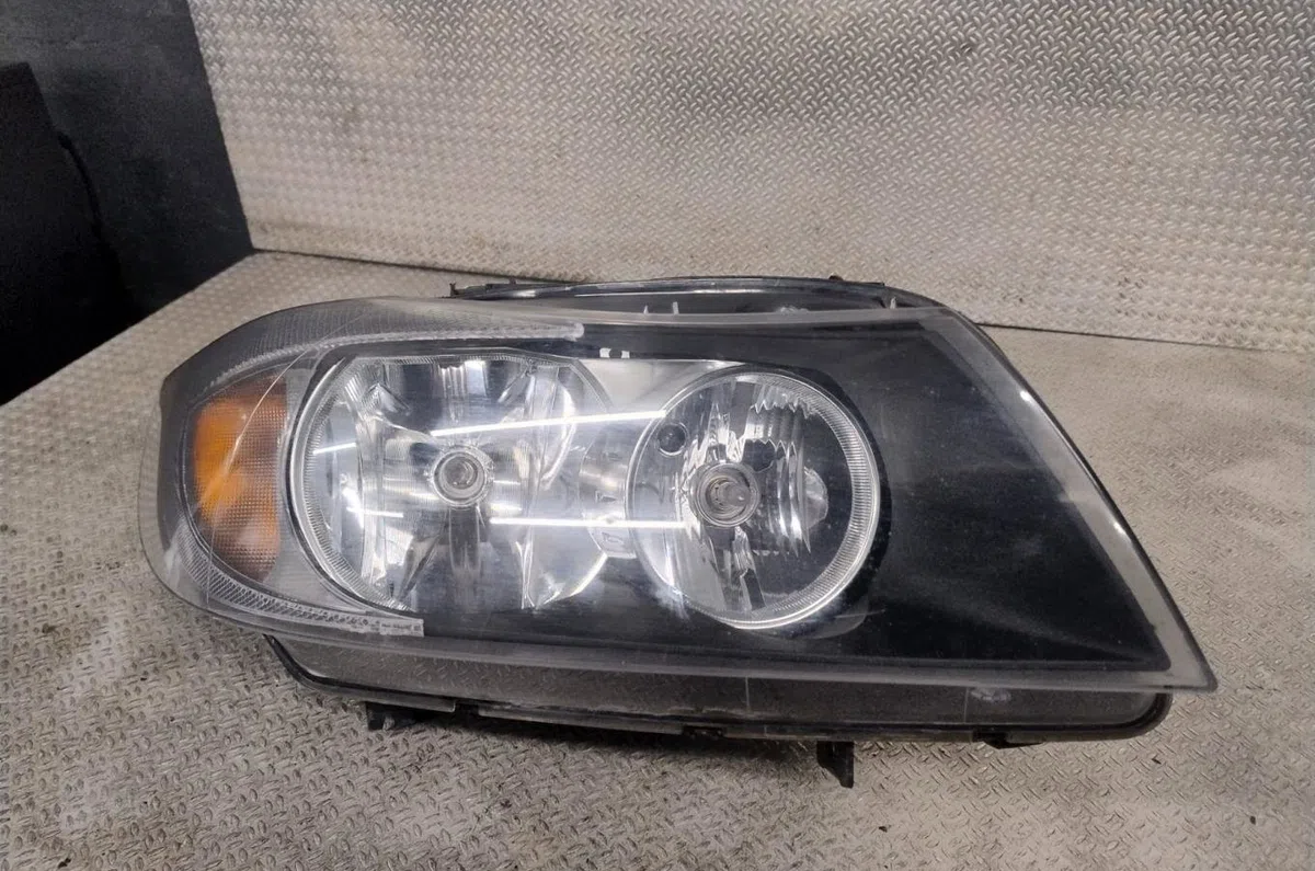 Phare droit BMW SERIE 3 E91  SERIE 3 E91 TOURING PHASE 1 BREAK occasion