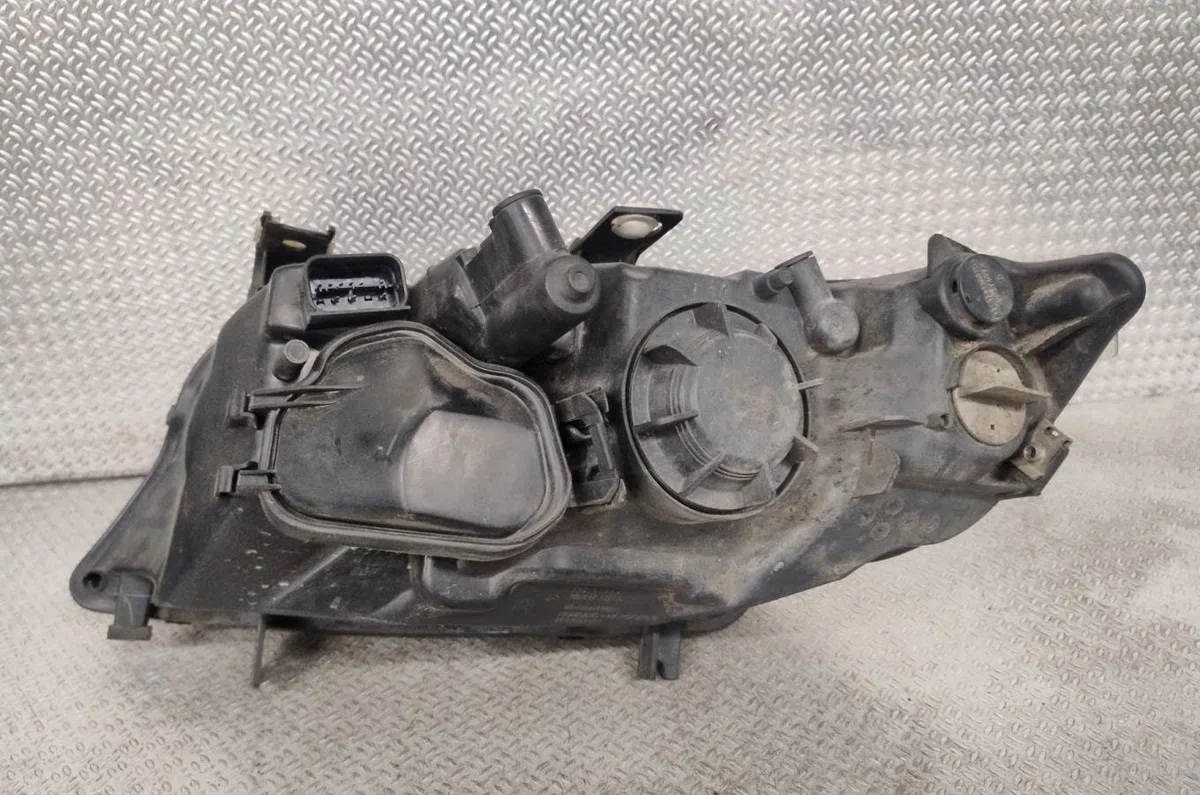 Phare droit BMW SERIE 3 E91  SERIE 3 E91 TOURING PHASE 1 BREAK occasion