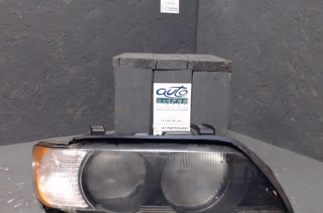 Phare droit Bmw X5 (E53) 3.0 d (2001-2003) occasion