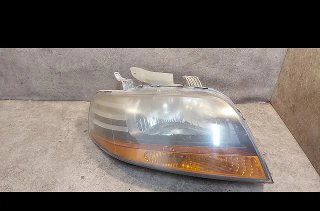 Phare droit Chevrolet AVEO - KALOS 3-5 portes (T200) 1.4 (2005-2008) occasion