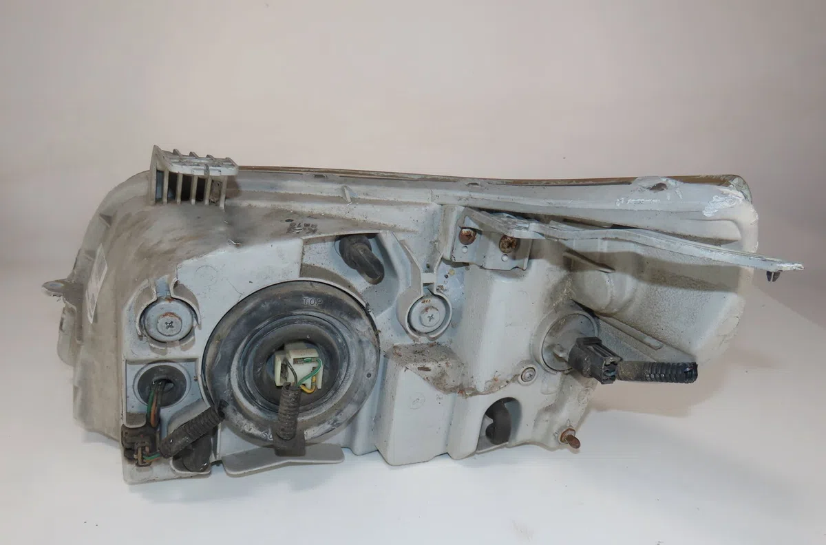 Phare droit Chevrolet AVEO - KALOS 3-5 portes (T250, T255) 1.4 (2008) occasion