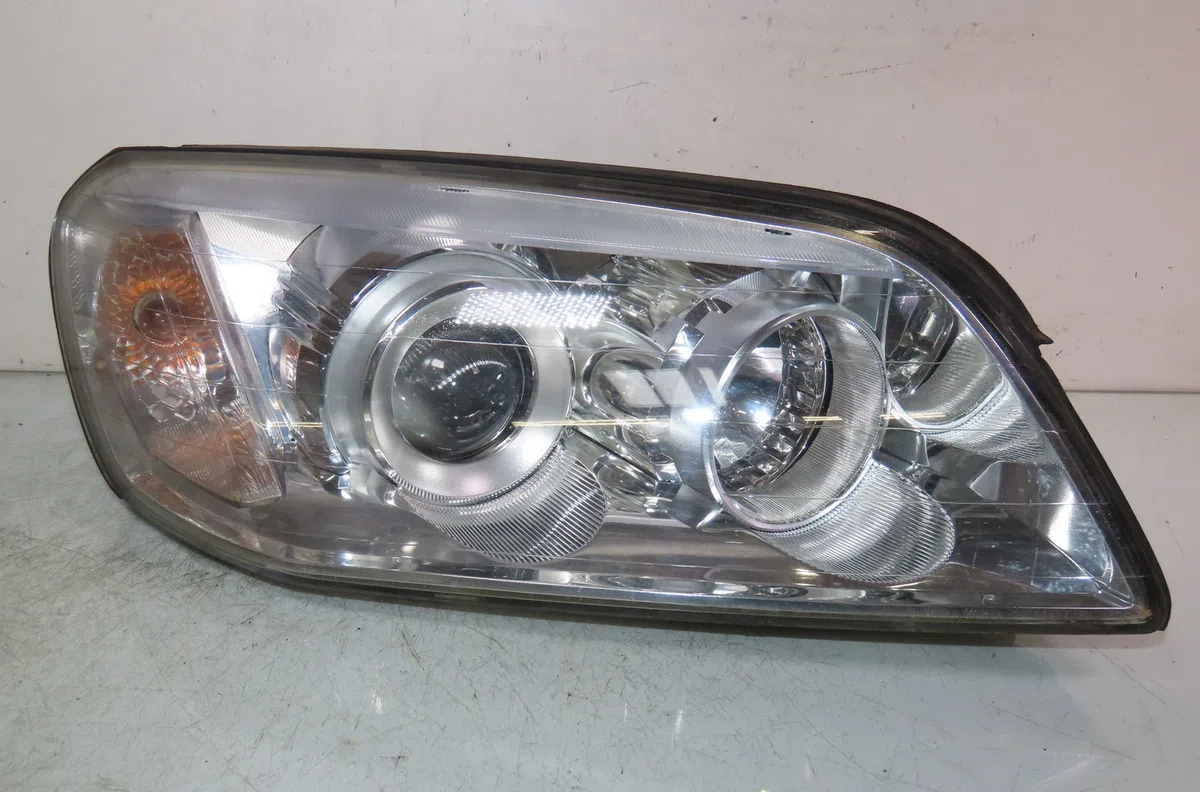 Phare droit Chevrolet CAPTIVA (C100, C140) 2.0 d (2007) occasion