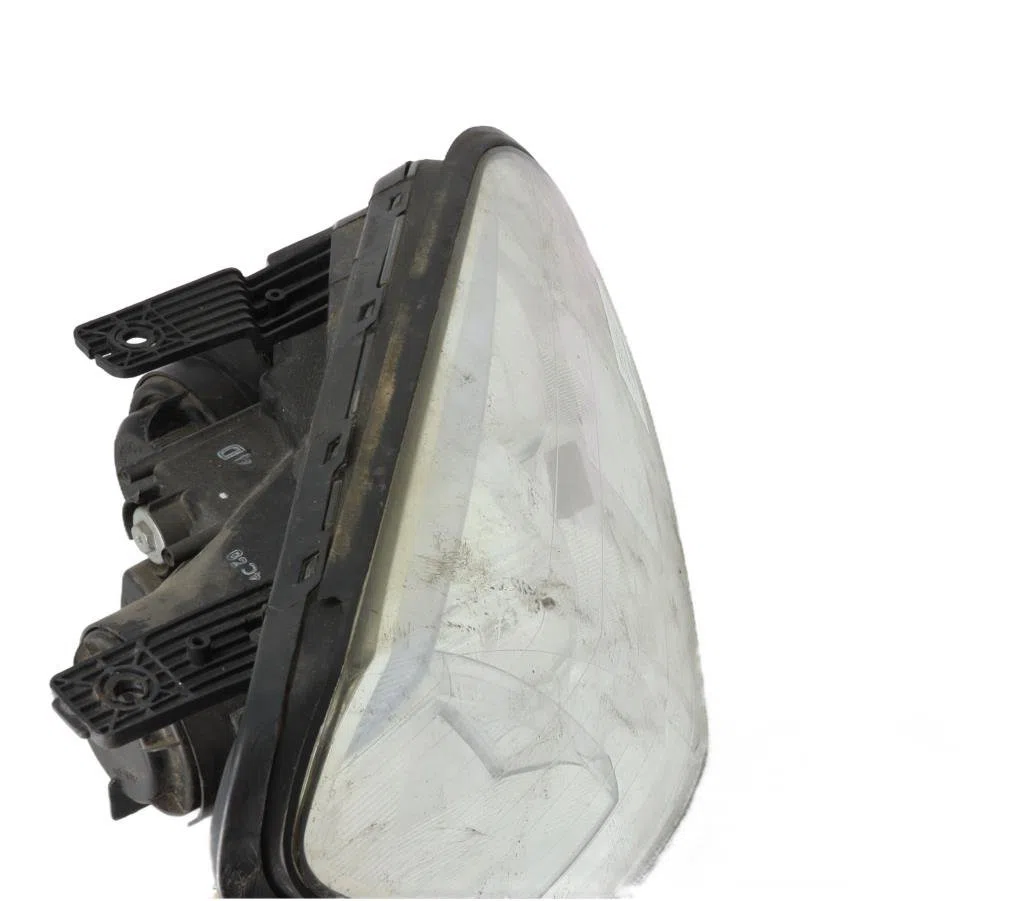 Phare droit Chevrolet CAPTIVA (C100, C140) 2.0 d 4wd (2006-2009) occasion