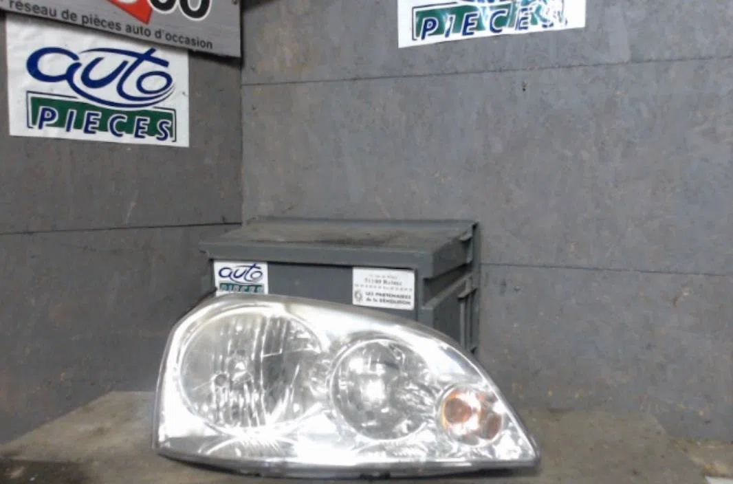 Phare droit Chevrolet NUBIRA Break 1.6 (2005-2011) occasion